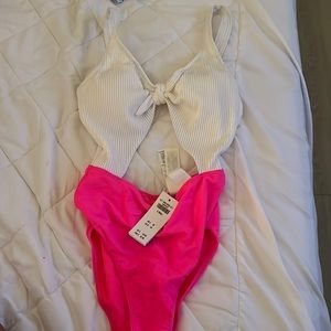 Hollister One Piece